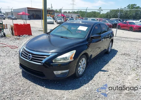 2015 Nissan Altima 2.5 S из США, поврежденный, VIN 1N4AL3AP0FC167531